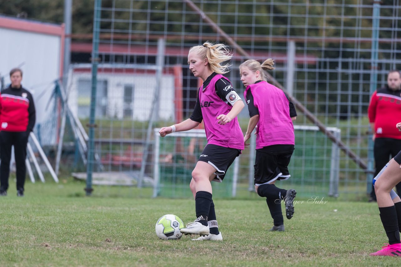 Bild 66 - Frauen Grossenasper SV - SV Steinhorst/Labenz : Ergebnis: 1:3